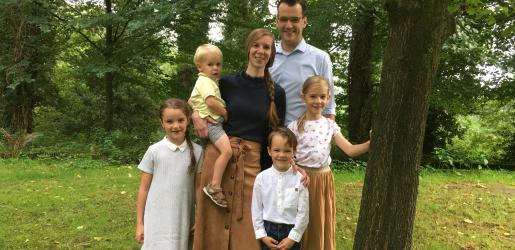 Uitzenddienst familie Hout